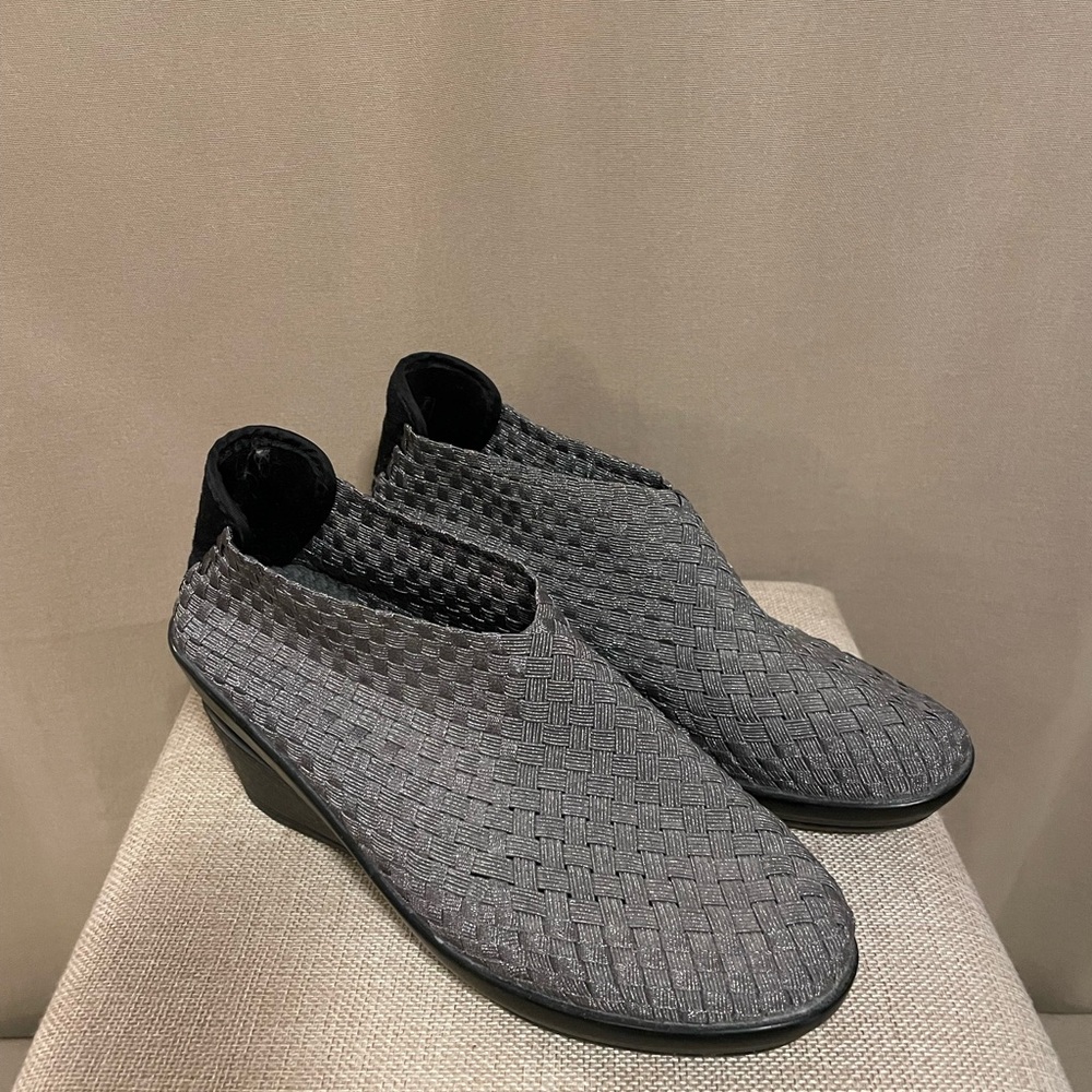 bernie mev. Metallic Woven Women's Wedge Shoes.